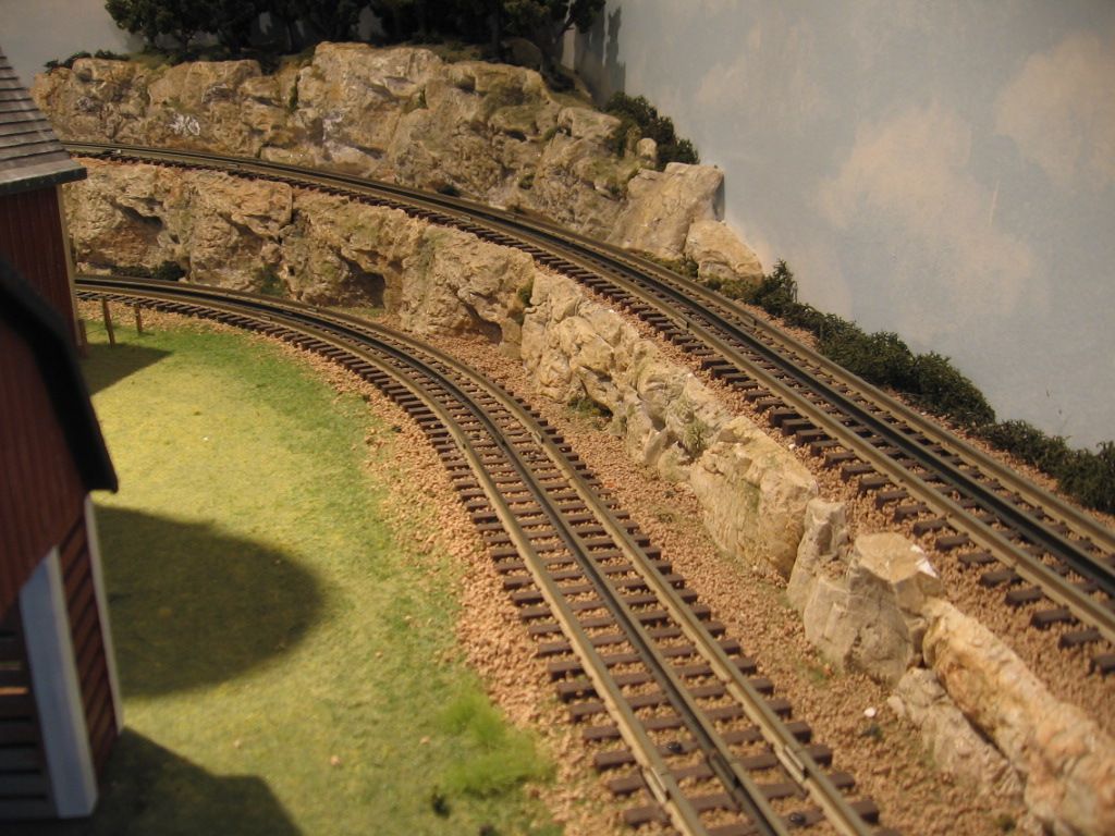 making-tunnel-portals-and-retaining-walls-o-gauge-railroading-on-line